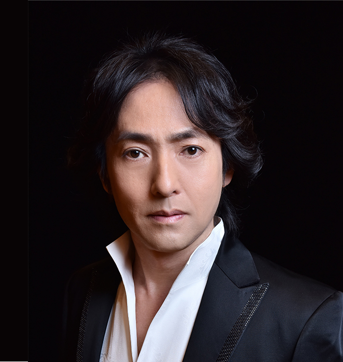 秋川 雅史